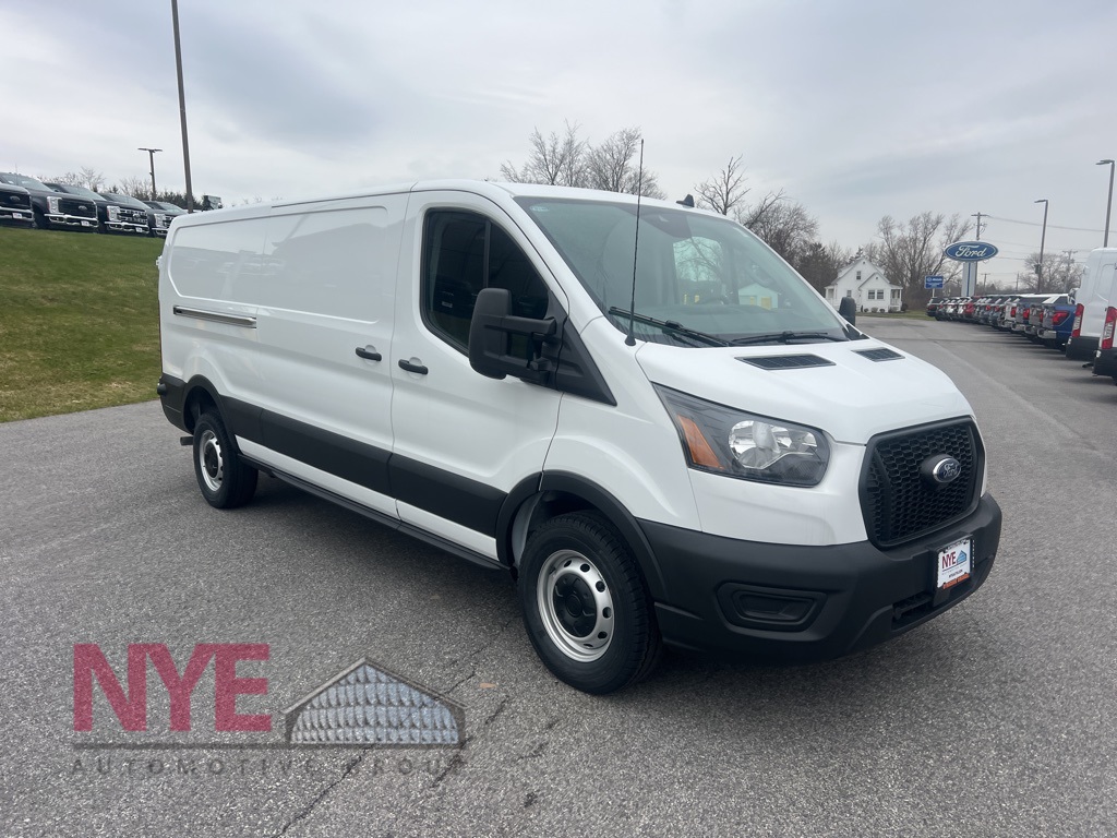 Vehicle image 7 of 19