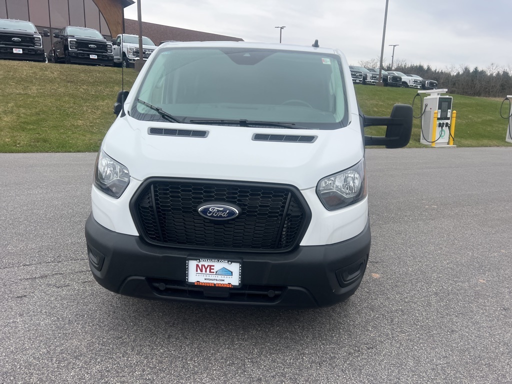 Vehicle image 3 of 19
