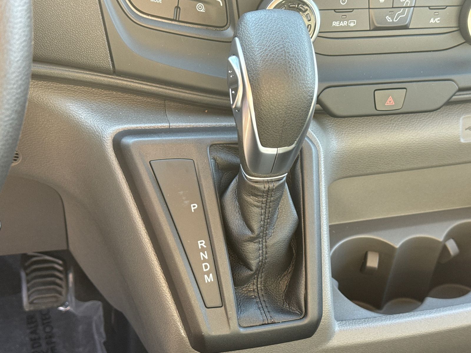 Vehicle image 26 of 28