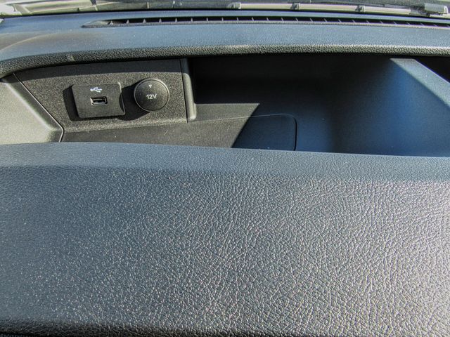Vehicle image 13 of 16
