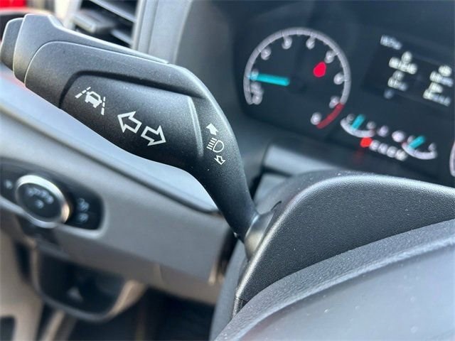 Vehicle image 55 of 61