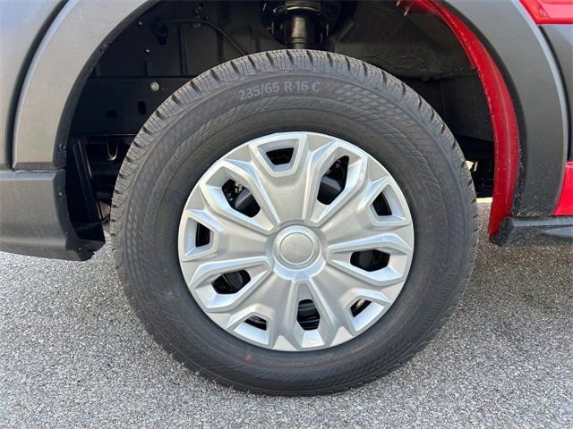Vehicle image 15 of 61