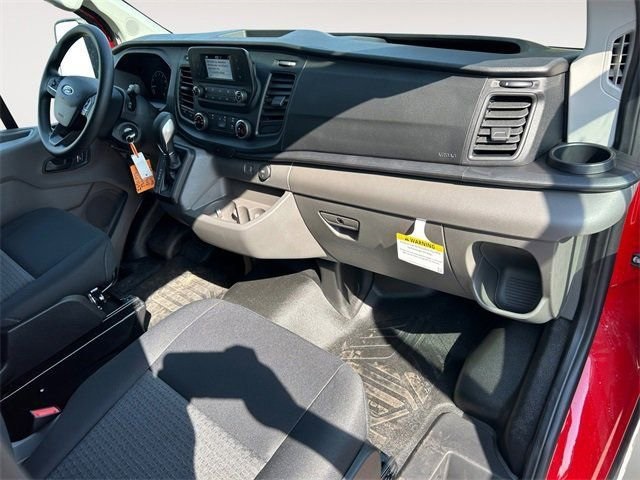 Vehicle image 25 of 61