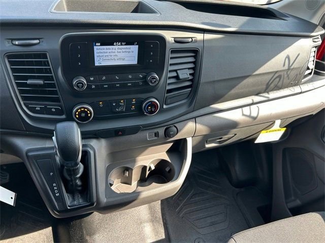 Vehicle image 60 of 61