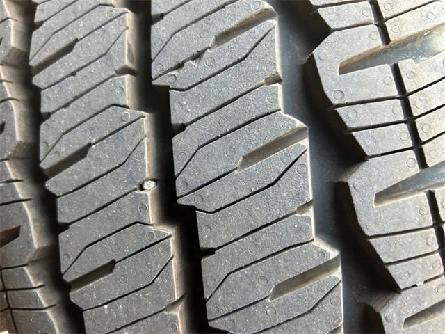 Vehicle image 58 of 61