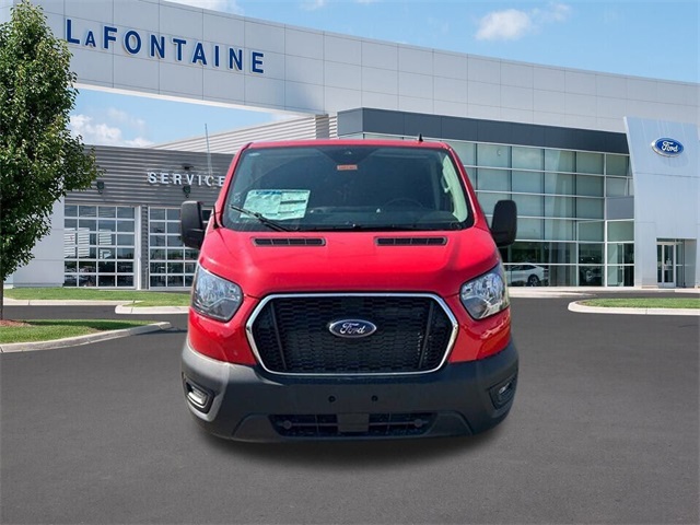 Vehicle image 2 of 61