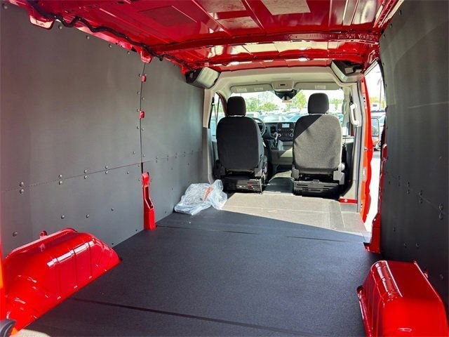 Vehicle image 19 of 61