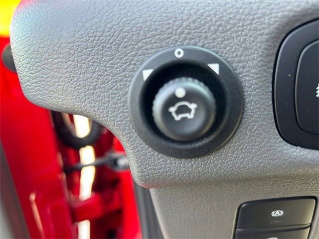 Vehicle image 59 of 61