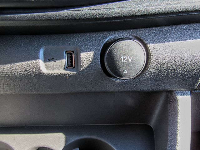 Vehicle image 13 of 16