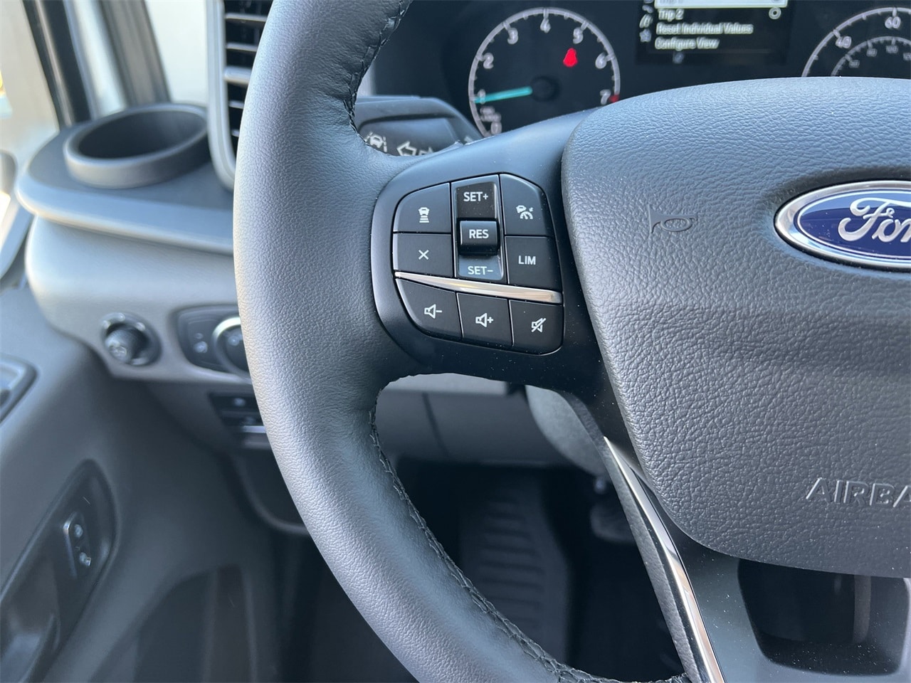 Vehicle image 12 of 25