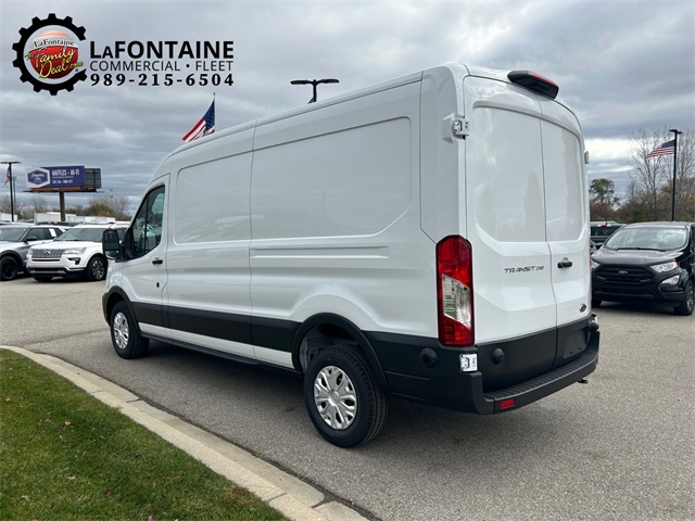Vehicle image 28 of 127