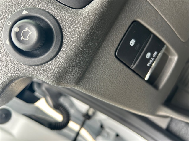 Vehicle image 81 of 127