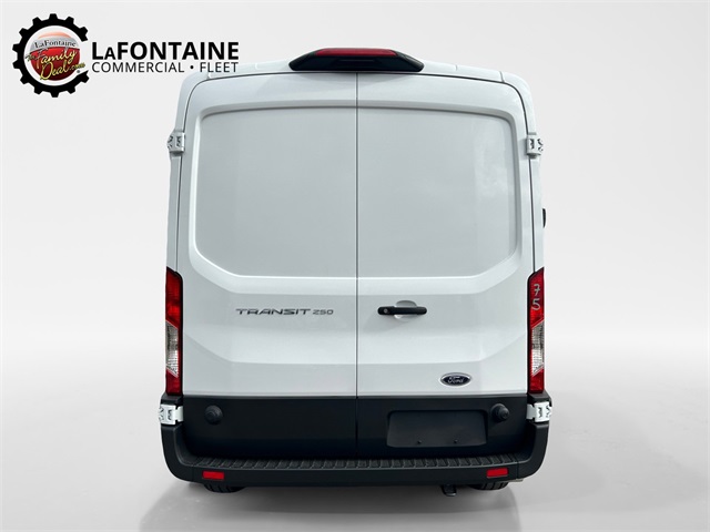 Vehicle image 26 of 127