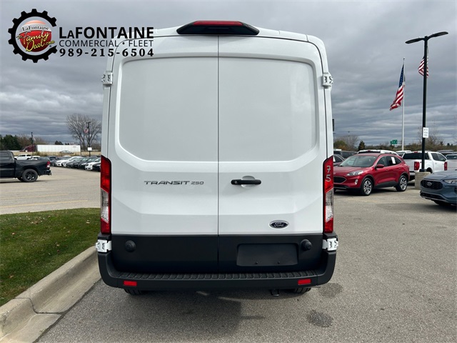 Vehicle image 124 of 127