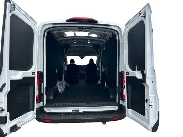 Vehicle image 67 of 127