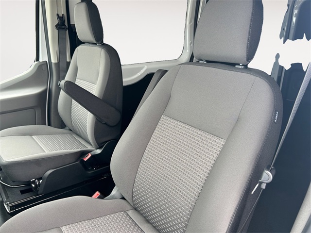 Vehicle image 63 of 127