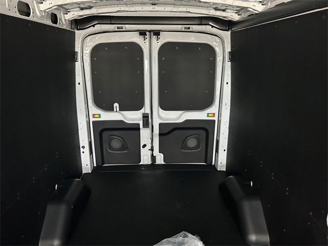 Vehicle image 62 of 127