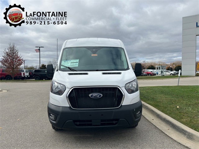 Vehicle image 5 of 127