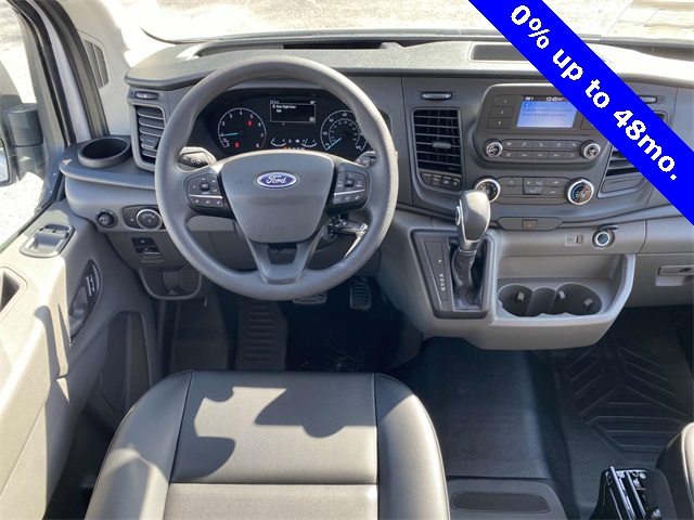 Vehicle image 10 of 27