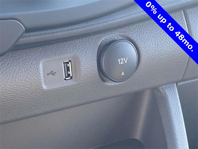 Vehicle image 17 of 27