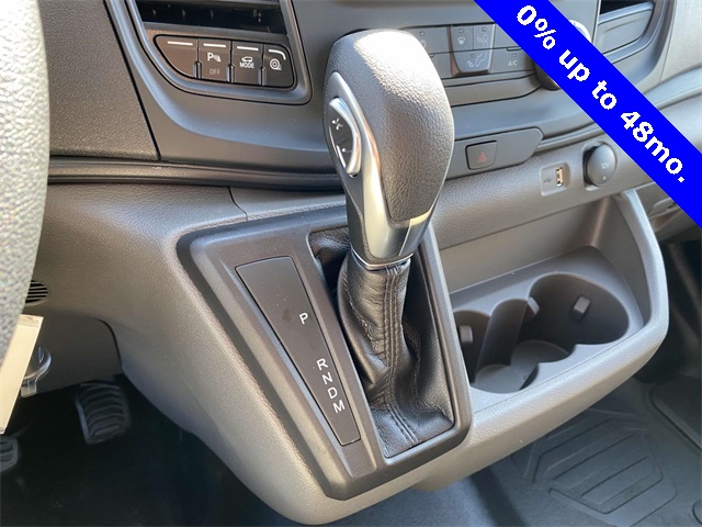 Vehicle image 15 of 27