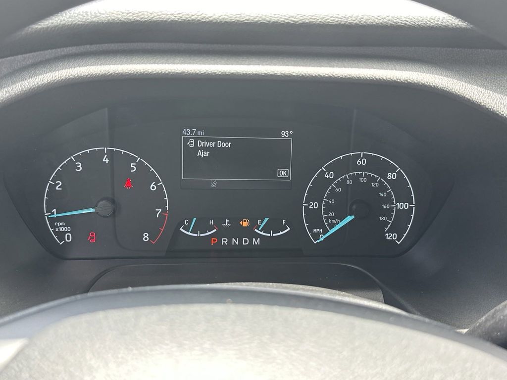 Vehicle image 22 of 26