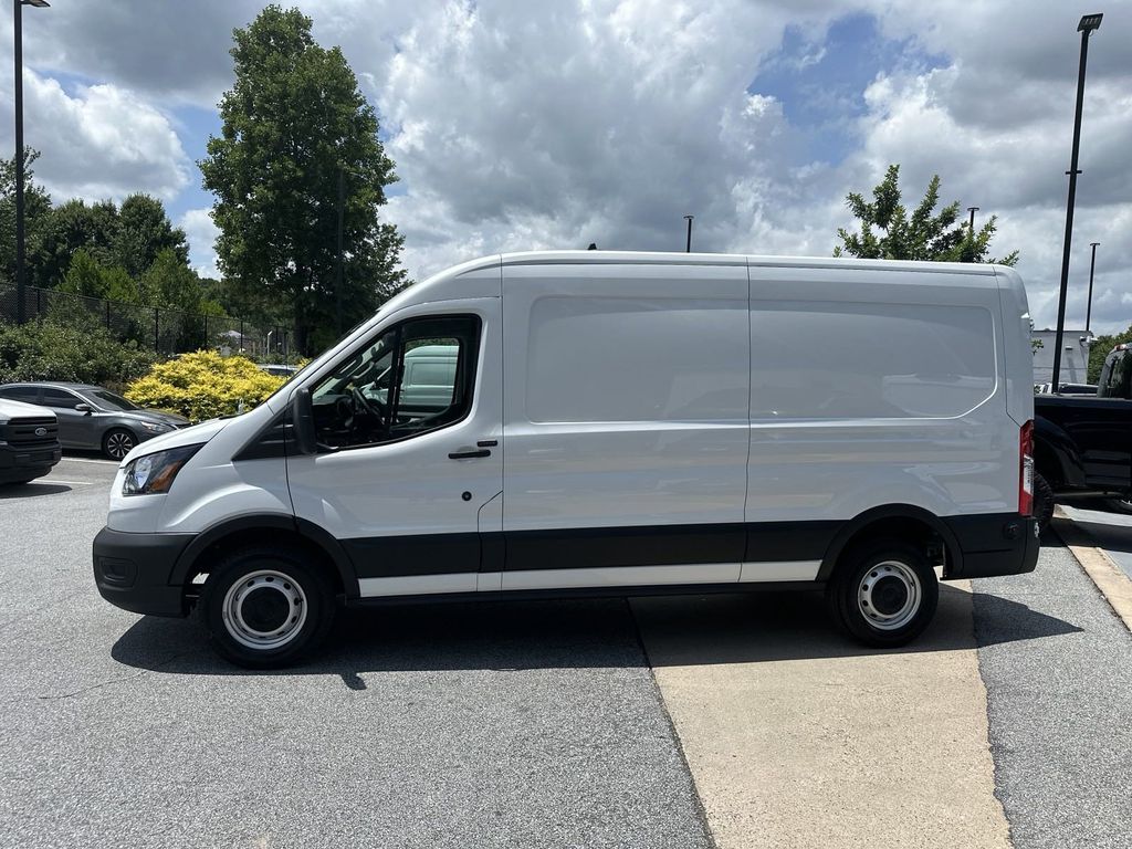 Vehicle image 6 of 26
