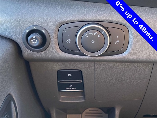 Vehicle image 15 of 27