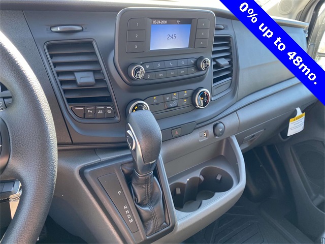 Vehicle image 24 of 27