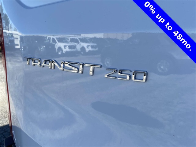 Vehicle image 18 of 27