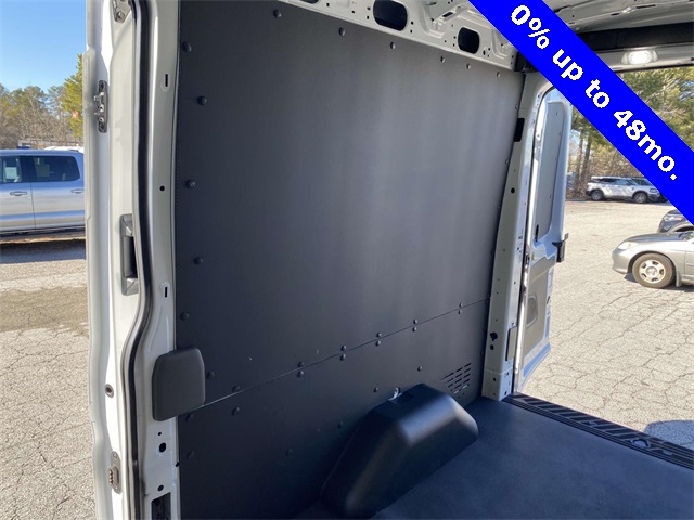 Vehicle image 22 of 27