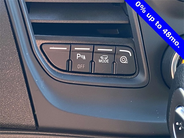 Vehicle image 14 of 27