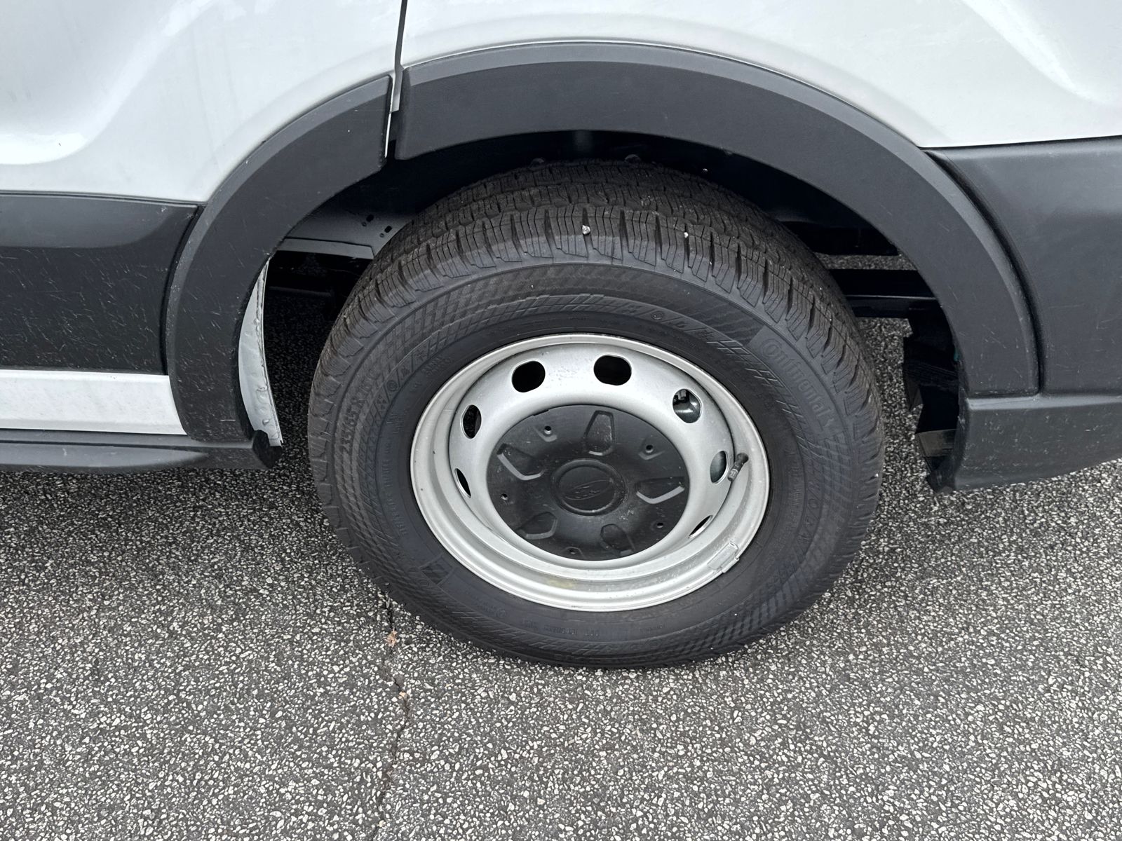 Vehicle image 12 of 29