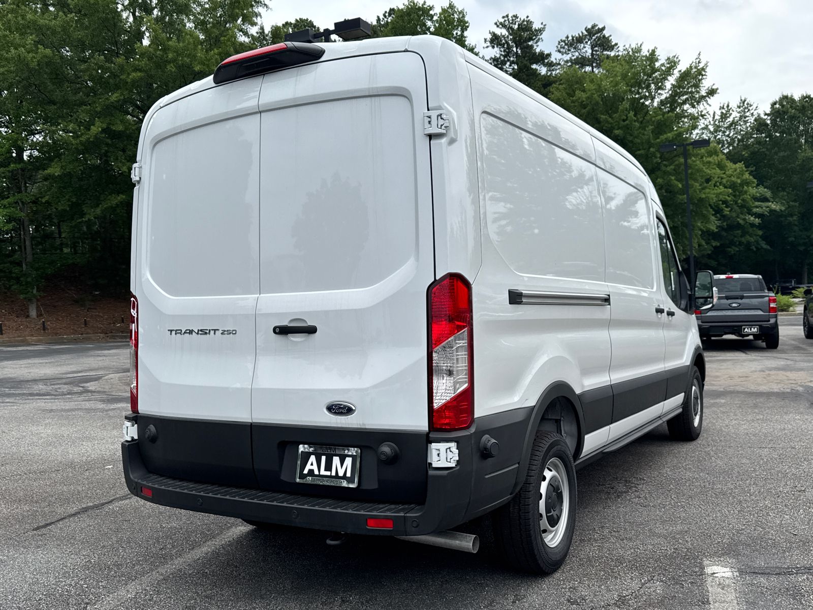 Vehicle image 5 of 29
