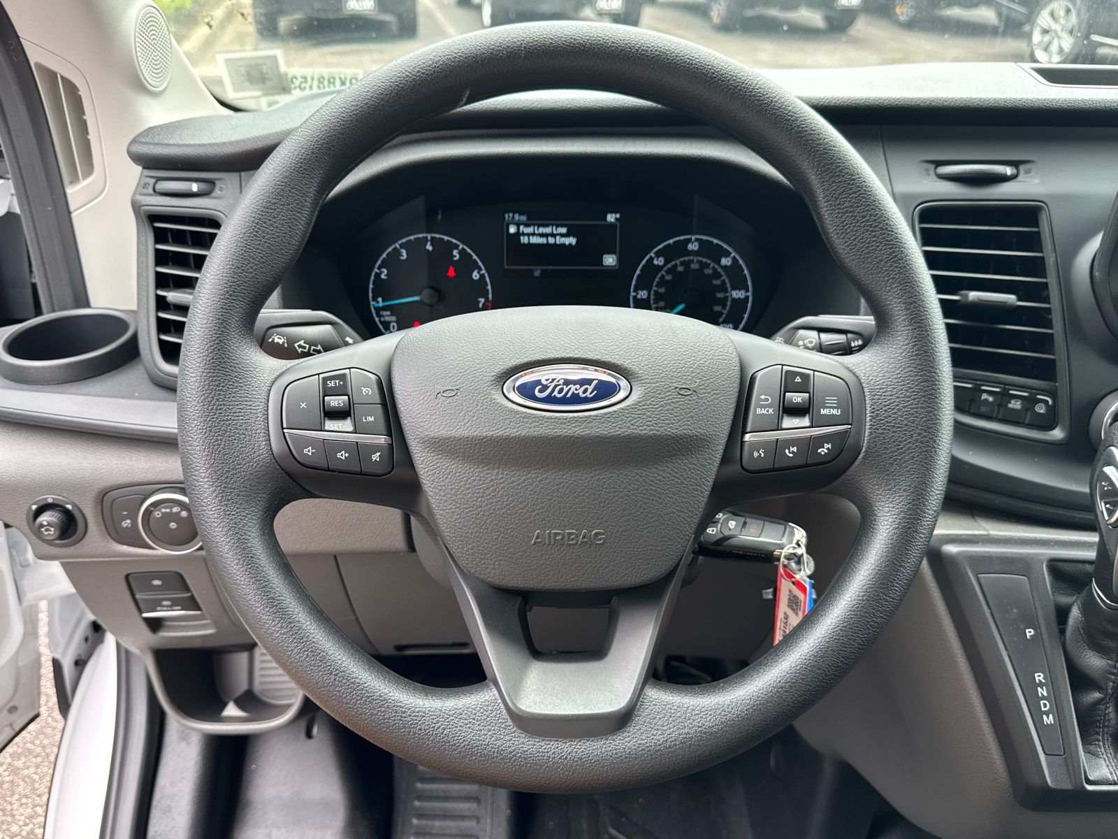 Vehicle image 19 of 29