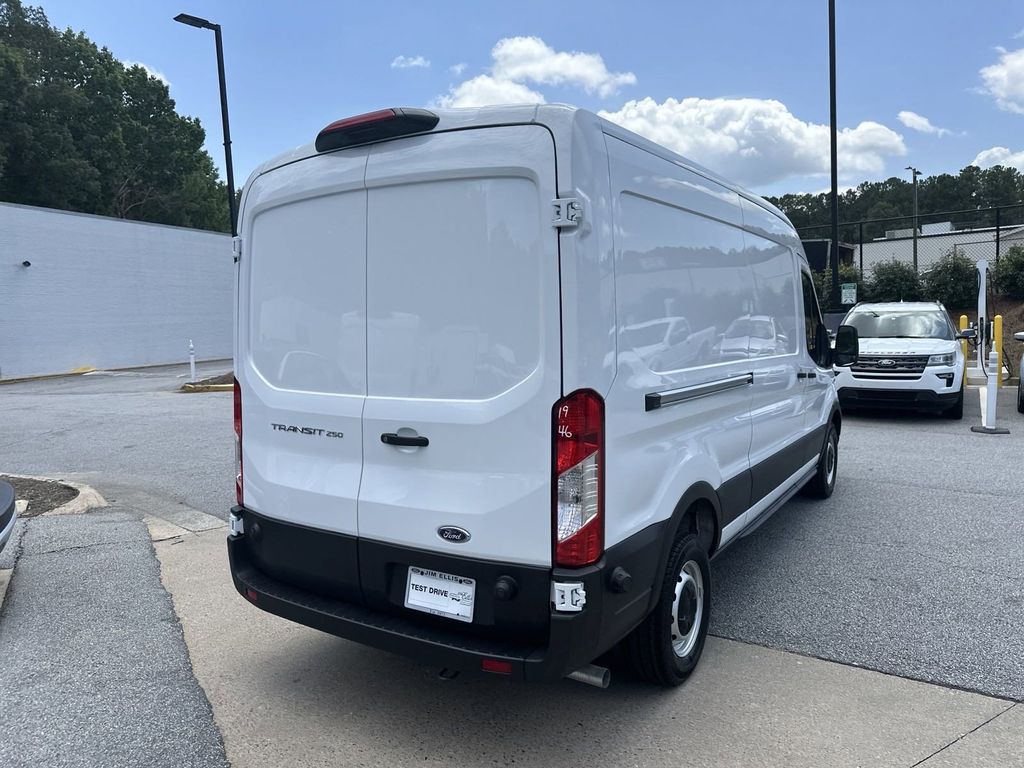 Vehicle image 5 of 27