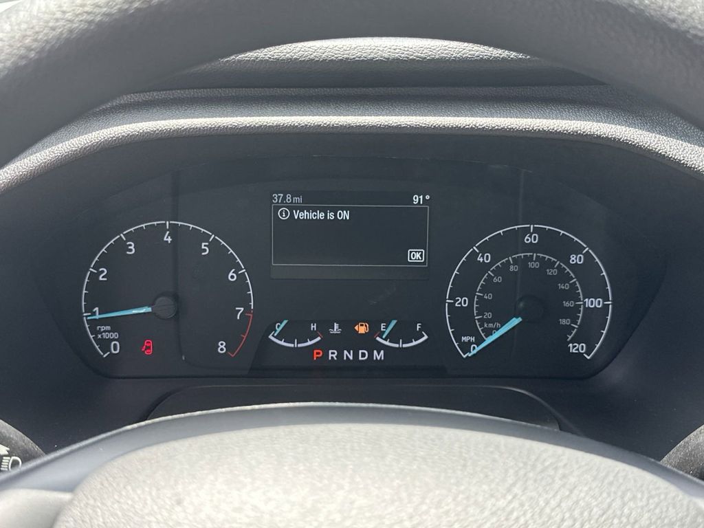 Vehicle image 22 of 27