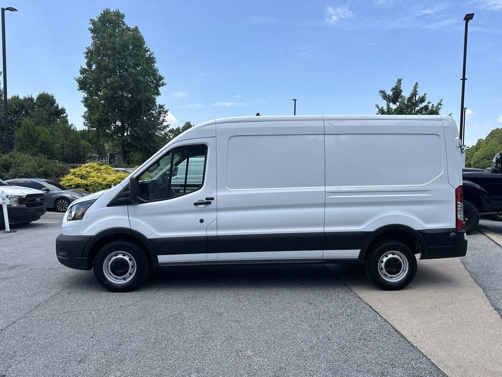 Vehicle image 6 of 27
