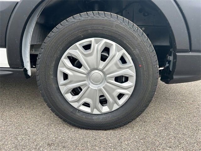 Vehicle image 44 of 128