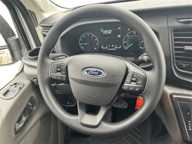 Vehicle image 84 of 128