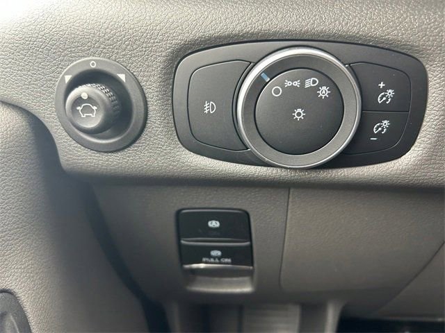 Vehicle image 125 of 128