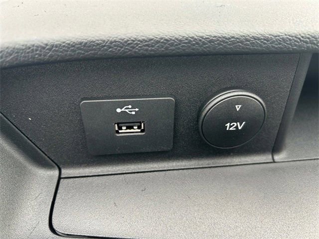 Vehicle image 83 of 128