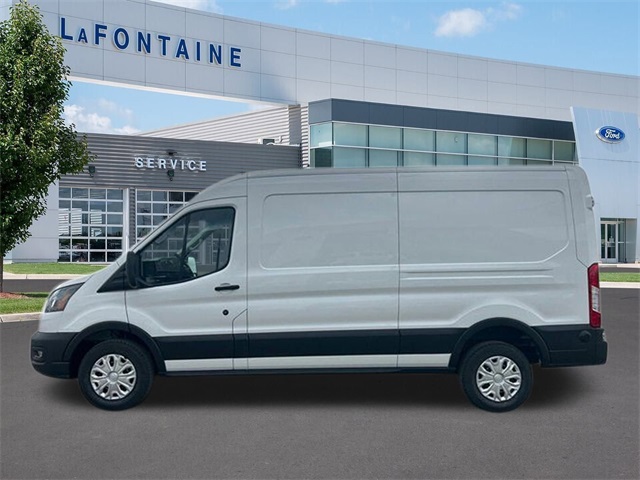 Vehicle image 34 of 128