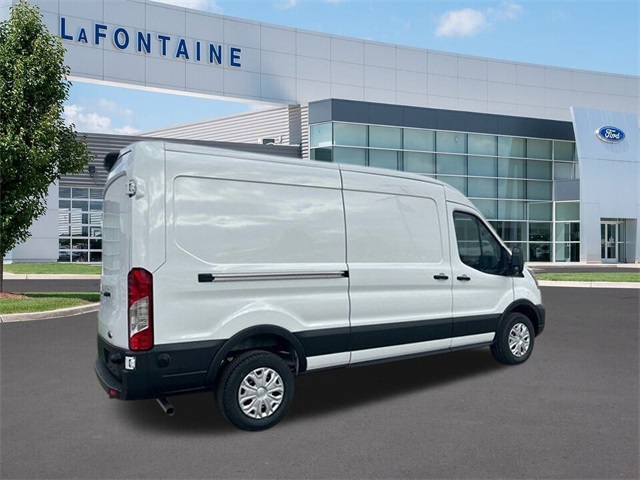 Vehicle image 19 of 128