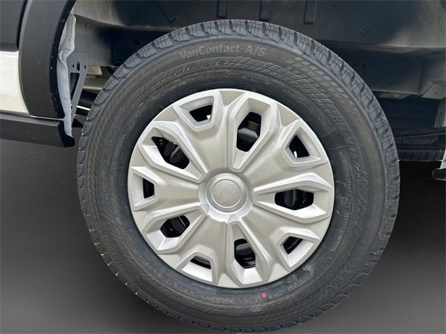 Vehicle image 38 of 128