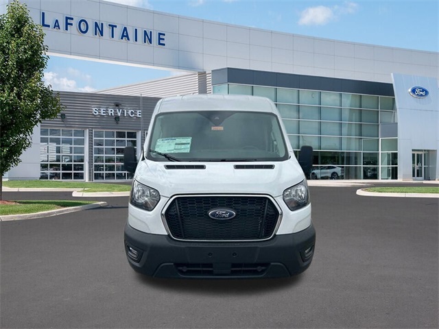Vehicle image 4 of 128