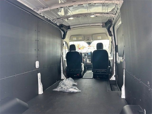 Vehicle image 87 of 128