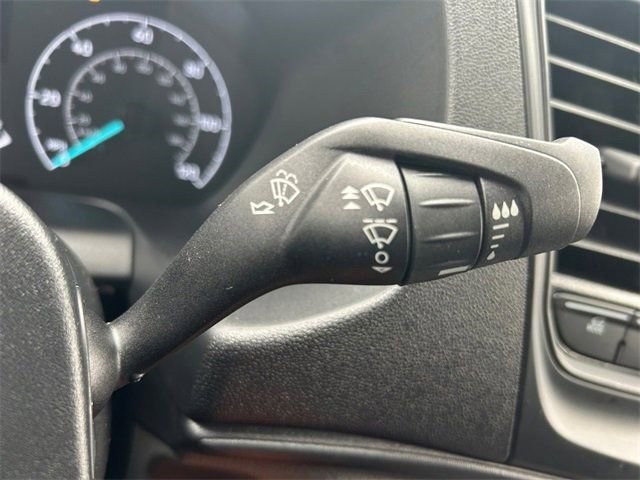 Vehicle image 111 of 128