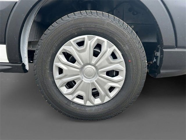 Vehicle image 35 of 128