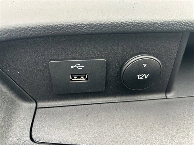 Vehicle image 82 of 128